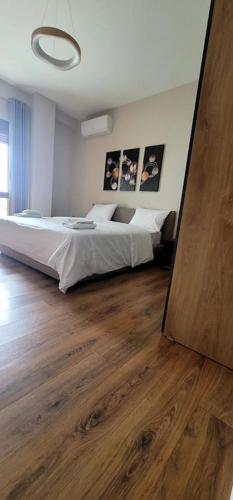 @Bazaar2 Apartment Tiranë Ngoại thất bức ảnh