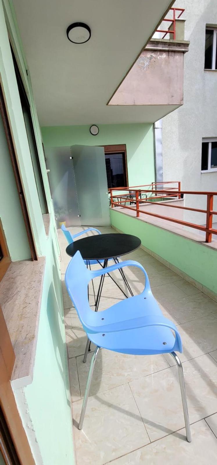 @Bazaar2 Apartment Tiranë Ngoại thất bức ảnh